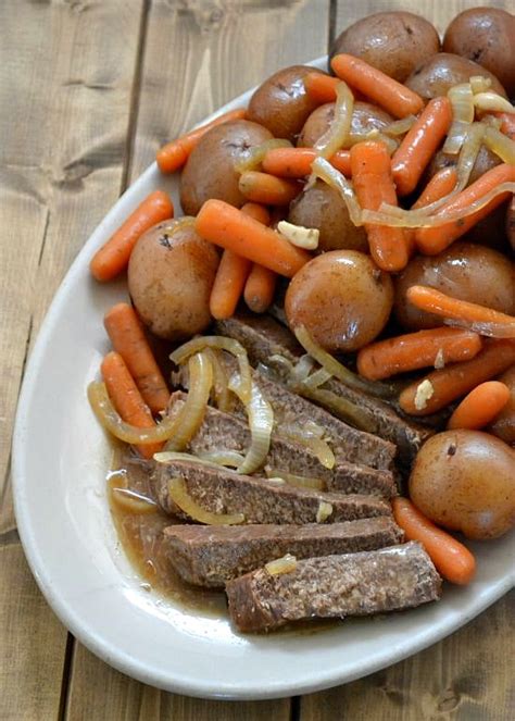 de 2022. . London broil with potatoes and carrots in oven